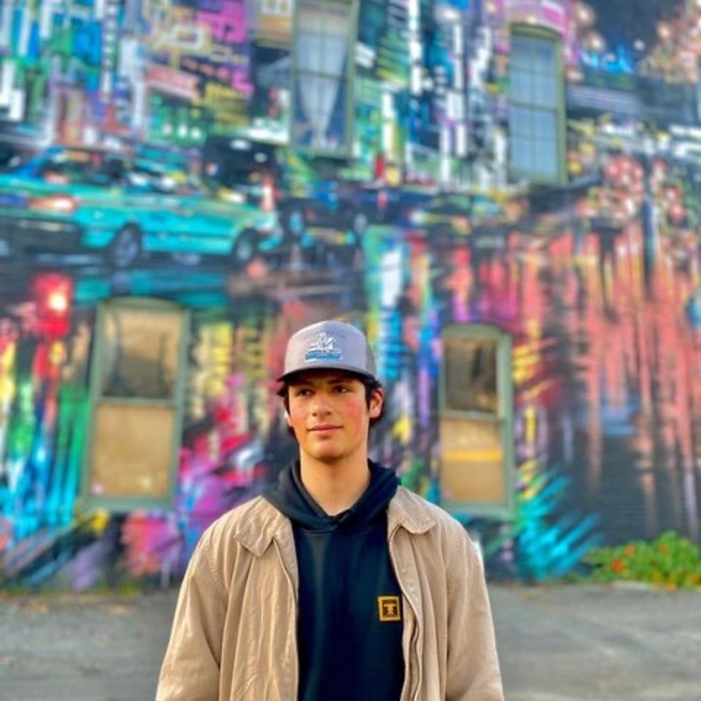 Meet your Posher, Mateo